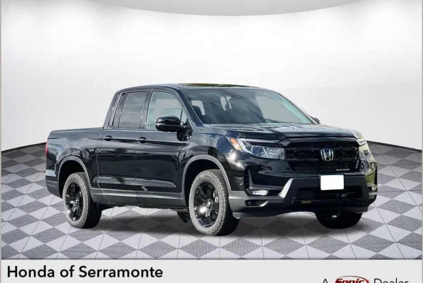 2025 Honda Ridgeline Black Edition photo 1