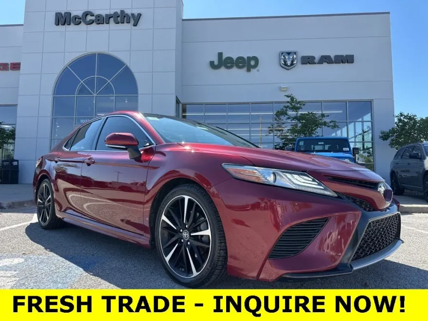 2018 Toyota Camry XSE photo 1