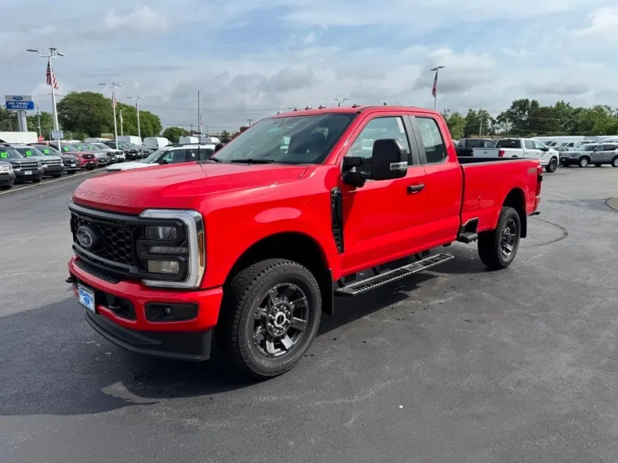 2025 Ford F-350 photo 1