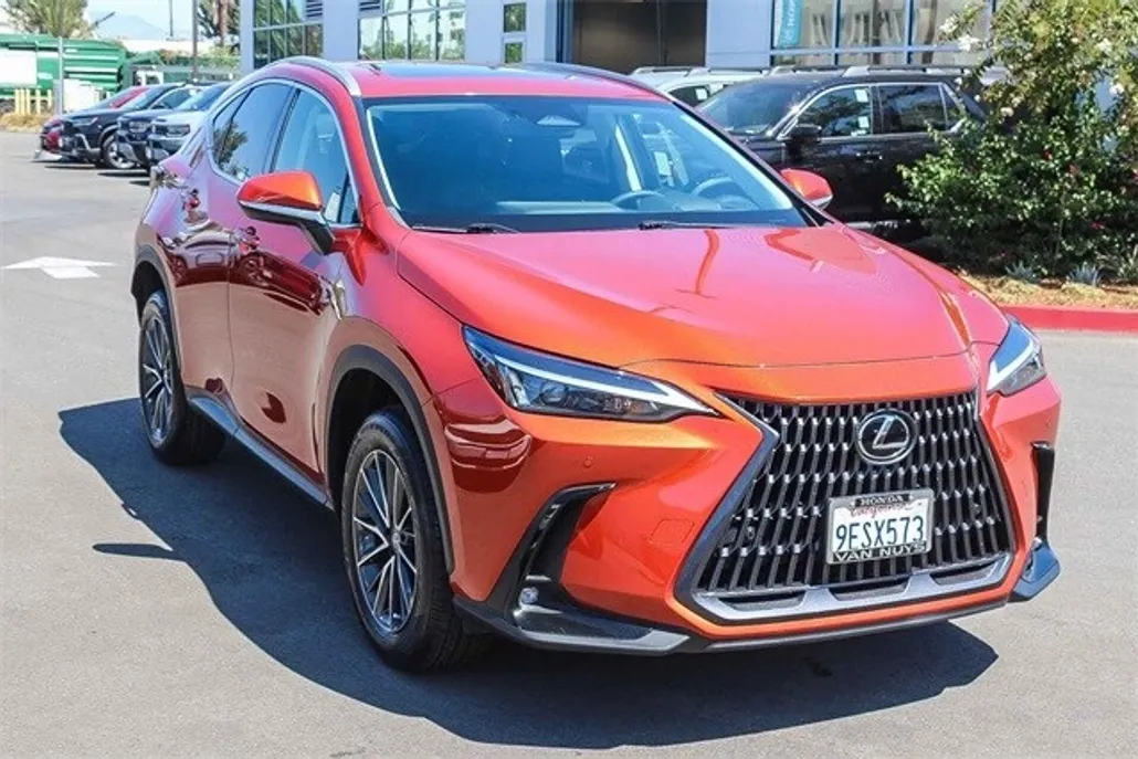 2023 Lexus NX 250 Premium photo 1