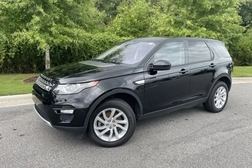 2019 Land Rover Discovery Sport HSE photo 1