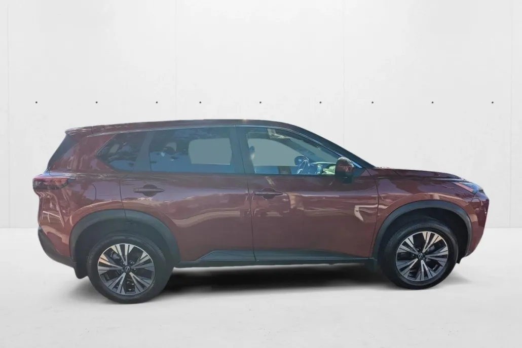 2023 Nissan Rogue SV photo 1