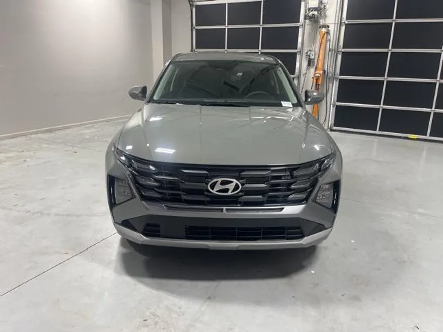 2026 Hyundai Tucson SE photo 1