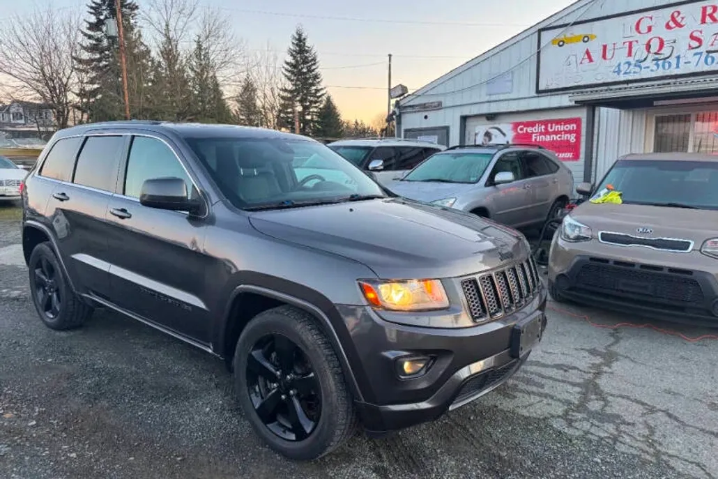 2014 Jeep Grand Cherokee Laredo photo 1