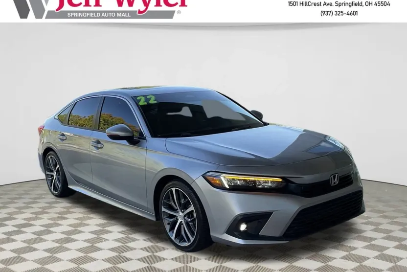 2022 Honda Civic Touring photo 1