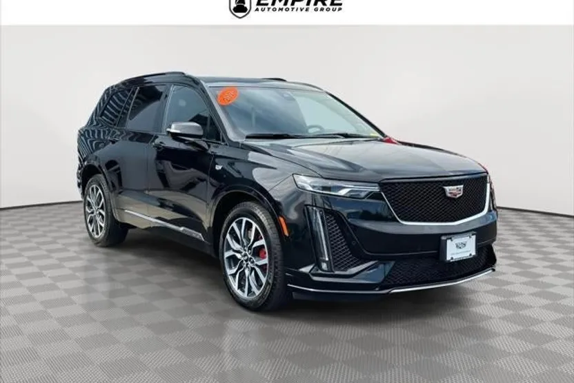 2024 Cadillac XT6 Sport photo 1