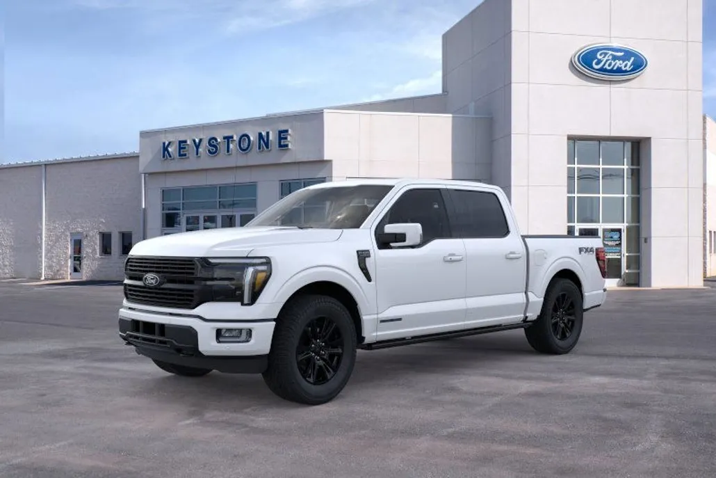 2025 Ford F-150 Platinum photo 1
