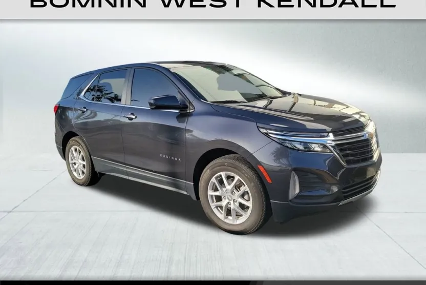 2023 Chevrolet Equinox LT photo 1