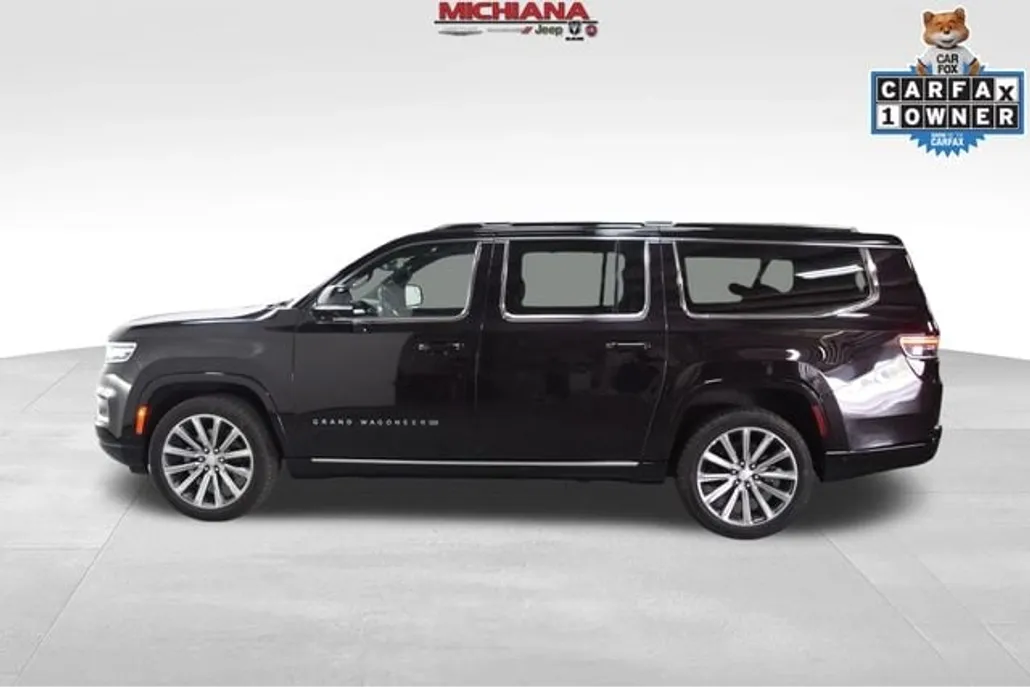 2023 Jeep Grand Wagoneer L II photo 1