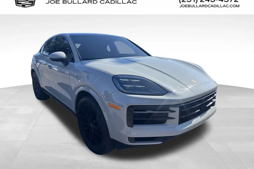 2025 Porsche Cayenne Coupe S photo 1