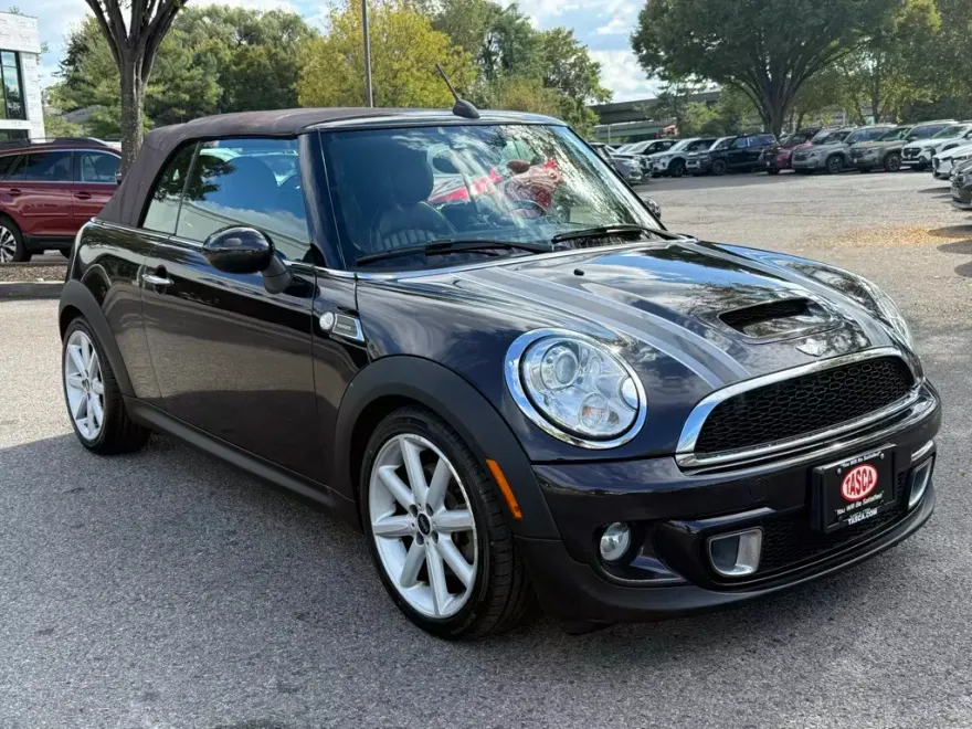 2014 Mini Cooper Convertible Base photo 1