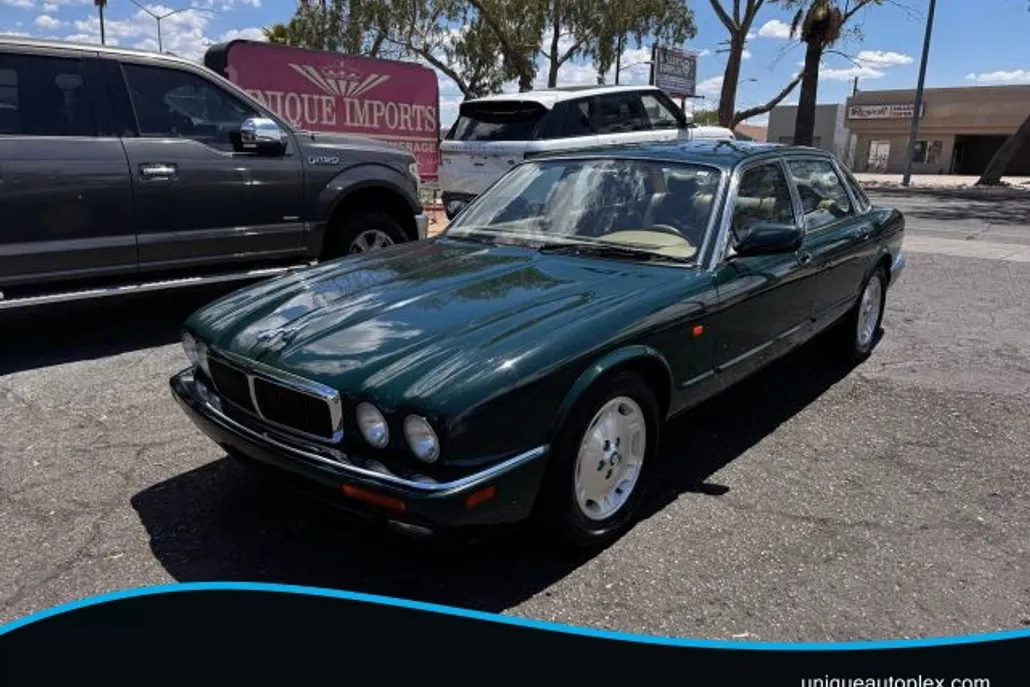 1997 Jaguar XJ XJ6 photo 1
