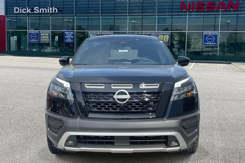 2025 Nissan Pathfinder Rock Creek photo 1
