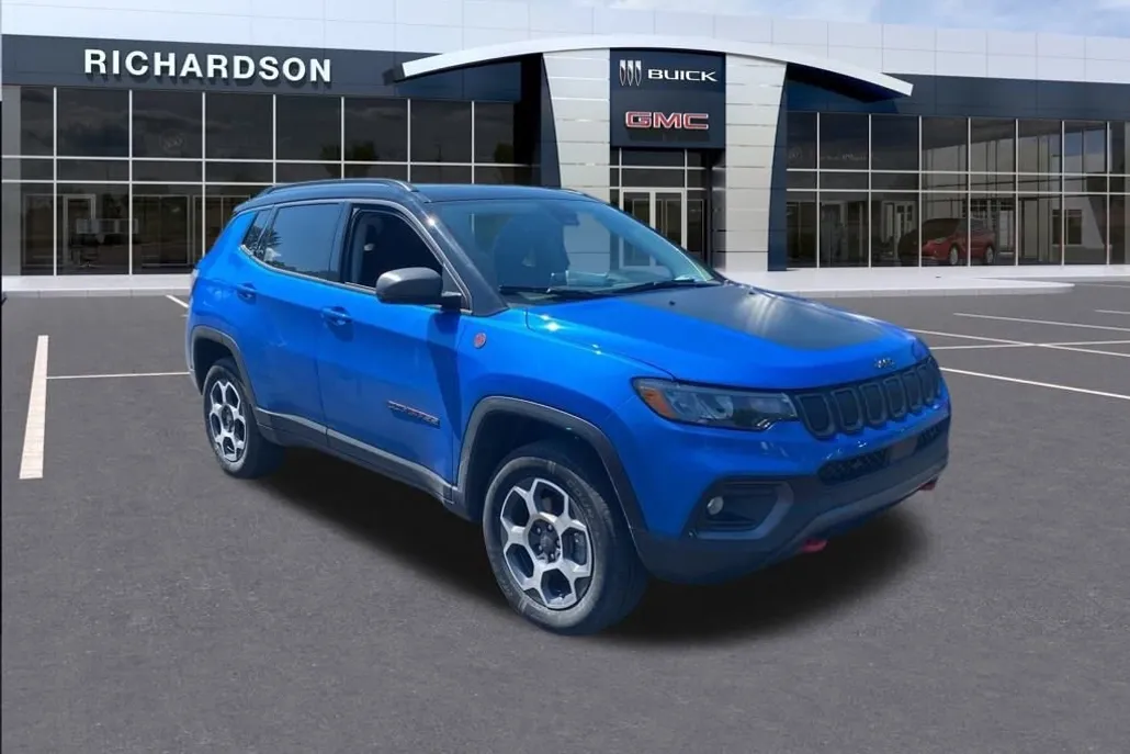 2022 Jeep Compass Trailhawk photo 1