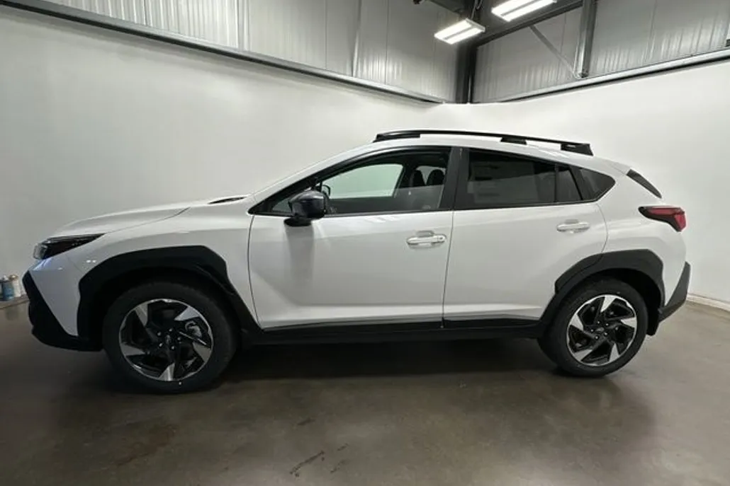 2025 Subaru Crosstrek Limited photo 1