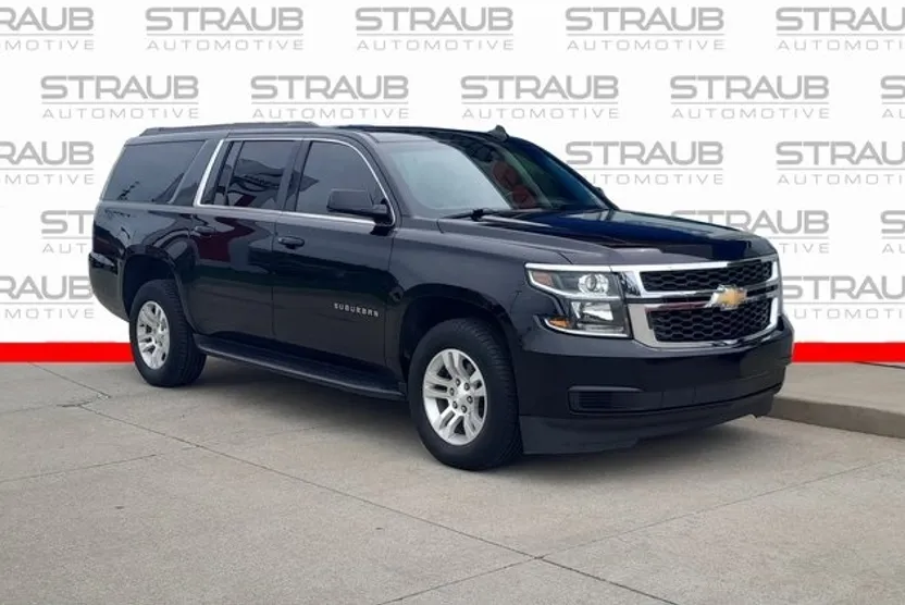 2019 Chevrolet Suburban LS photo 1