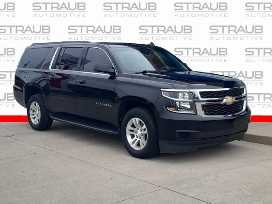 2019 Chevrolet Suburban LS photo 1