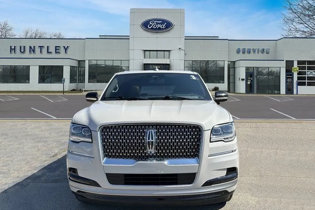 2022 Lincoln Navigator Reserve photo 1