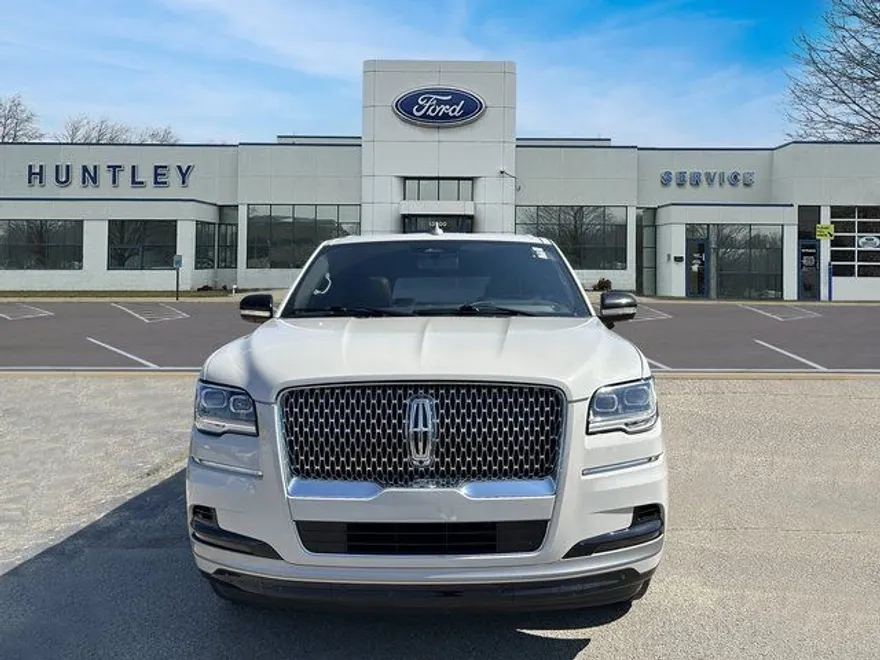 2022 Lincoln Navigator Reserve photo 1