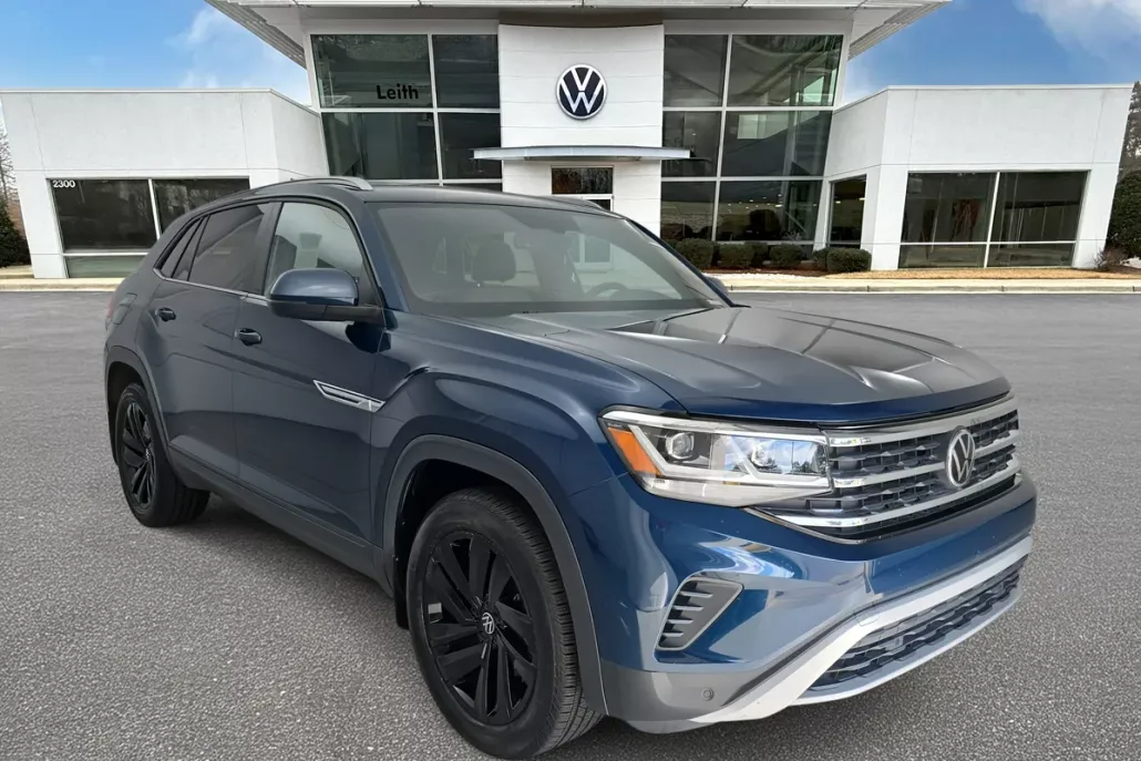 2023 Volkswagen Atlas Cross Sport V6 SE Technology photo 1
