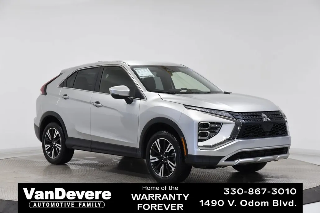 2024 Mitsubishi Eclipse Cross SE photo 1