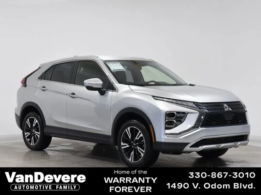 2024 Mitsubishi Eclipse Cross SE photo 1