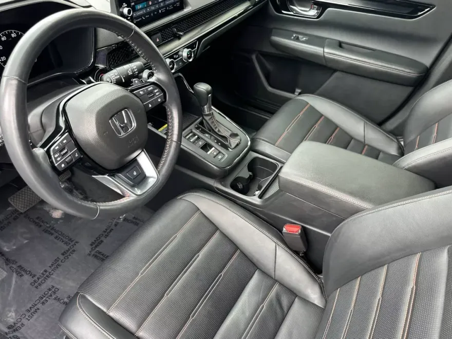 2023 Honda CR-V Hybrid Sport Touring photo 1