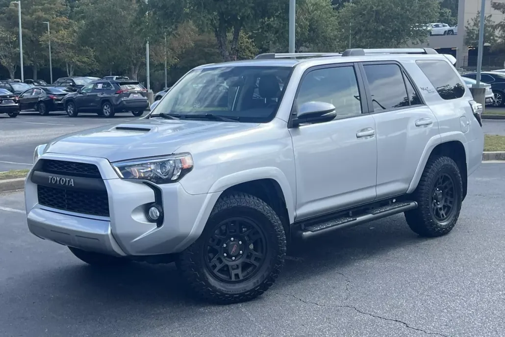 2017 Toyota 4Runner TRD Premium photo 1