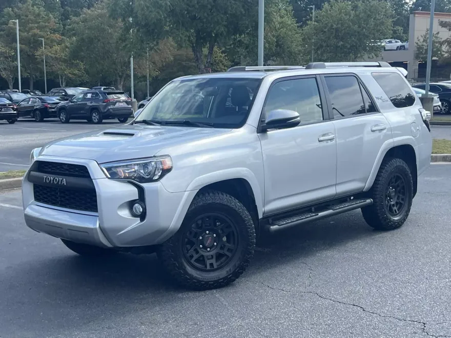 2017 Toyota 4Runner TRD Premium photo 1