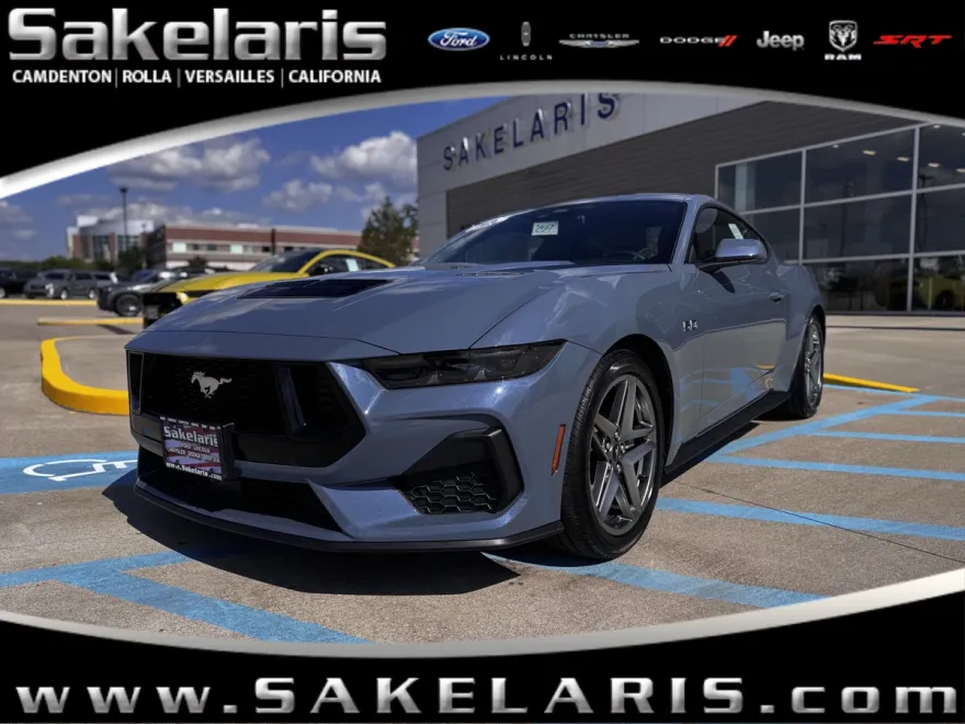 2025 Ford Mustang GT photo 1