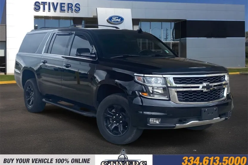 2018 Chevrolet Suburban LT photo 1