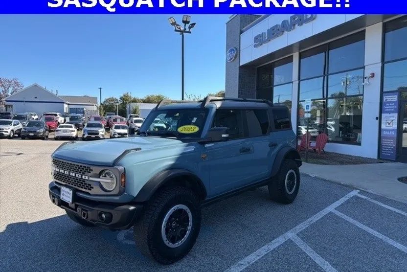 2023 Ford Bronco Badlands photo 1