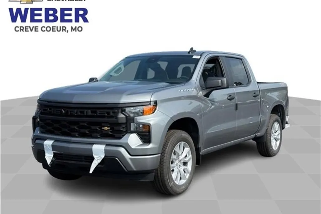 2025 Chevrolet Silverado 1500 Custom photo 1