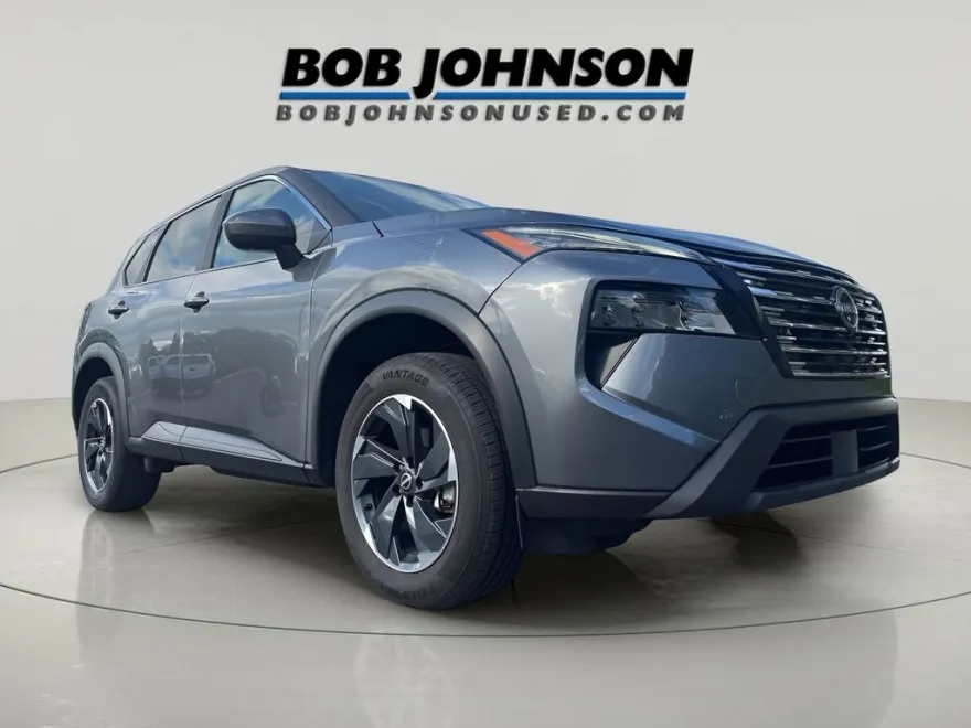 2024 Nissan Rogue SV photo 1