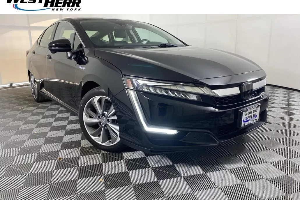 2018 Honda Clarity Plug-In Hybrid Touring photo 1