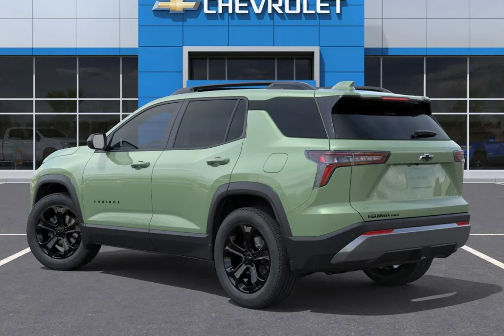 2026 Chevrolet Equinox LT photo 1