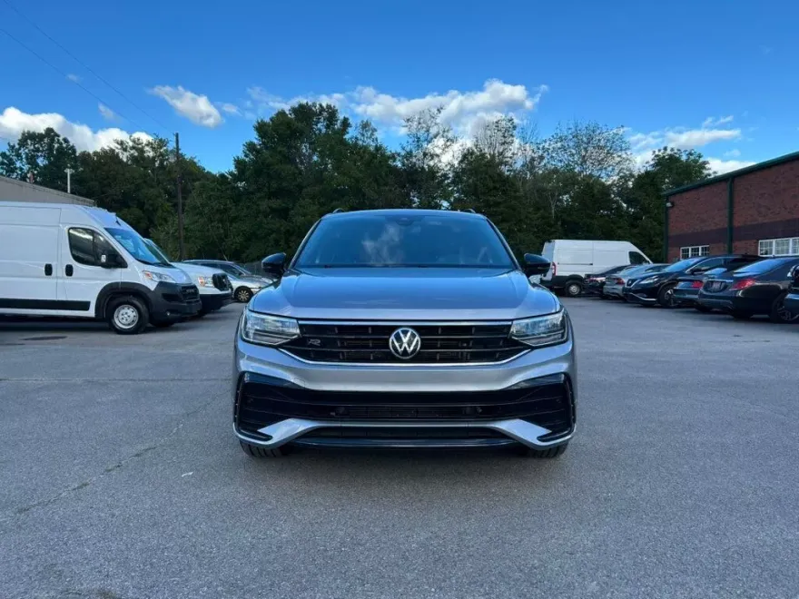 2023 Volkswagen Tiguan SE R-Line Black photo 1