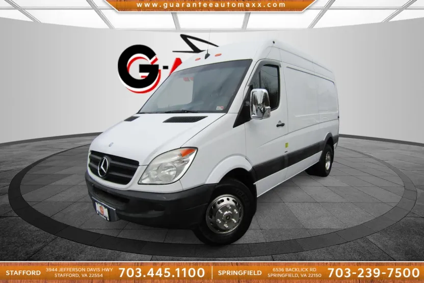 2013 Mercedes Benz Sprinter 144 WB photo 1