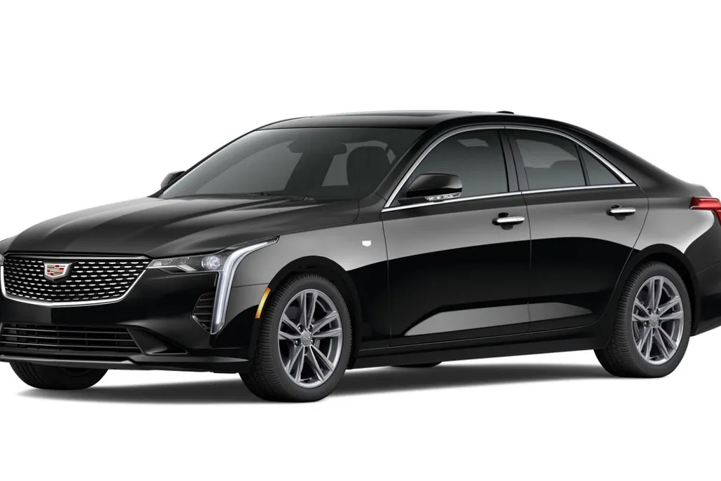 2026 Cadillac CT4 Luxury photo 1