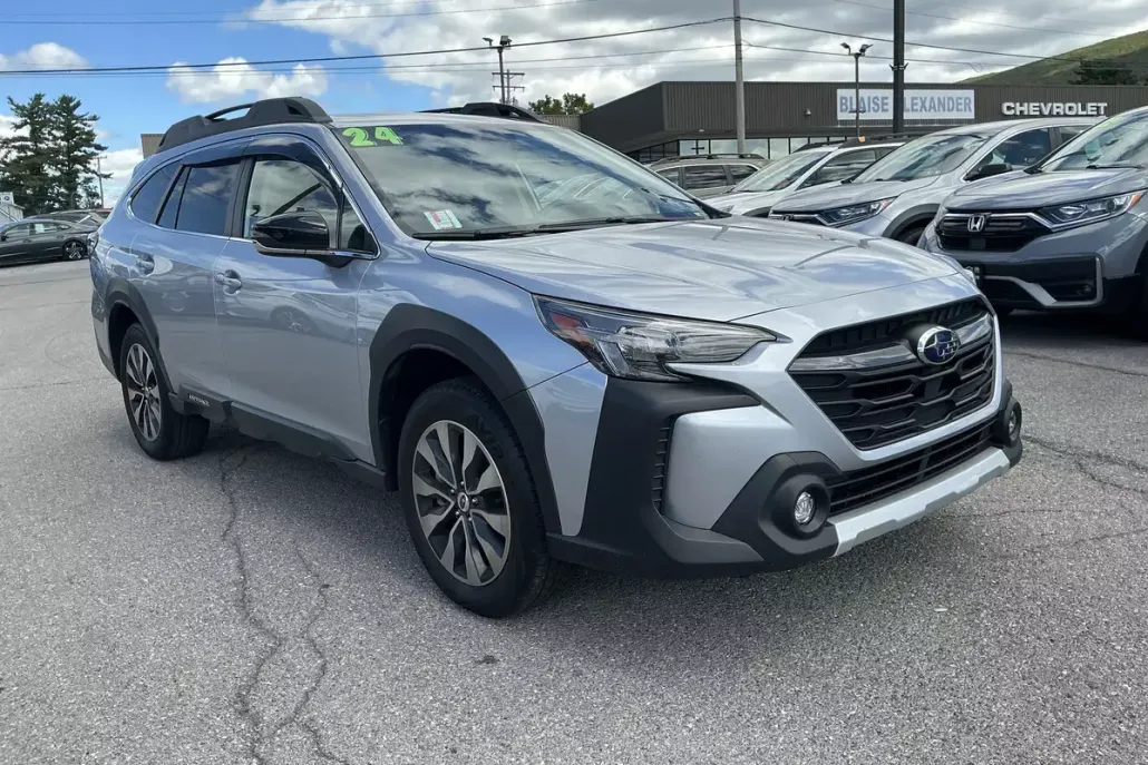 2024 Subaru Outback Limited photo 1