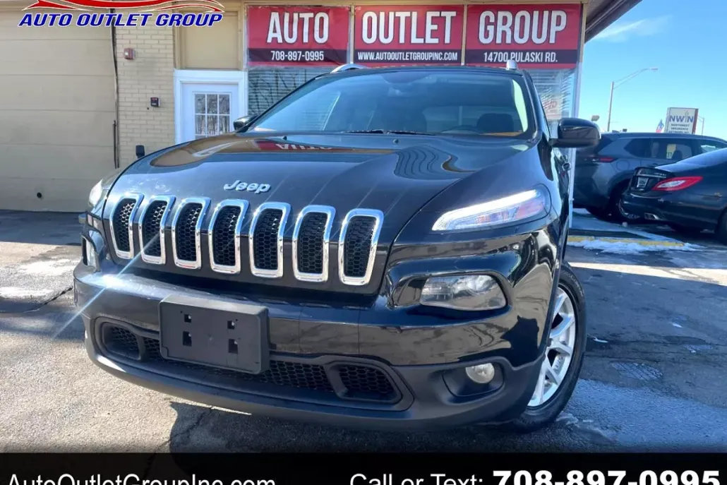 2016 Jeep Cherokee Latitude photo 1