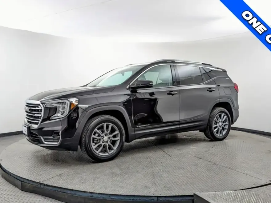 2024 Gmc Terrain SLT photo 1