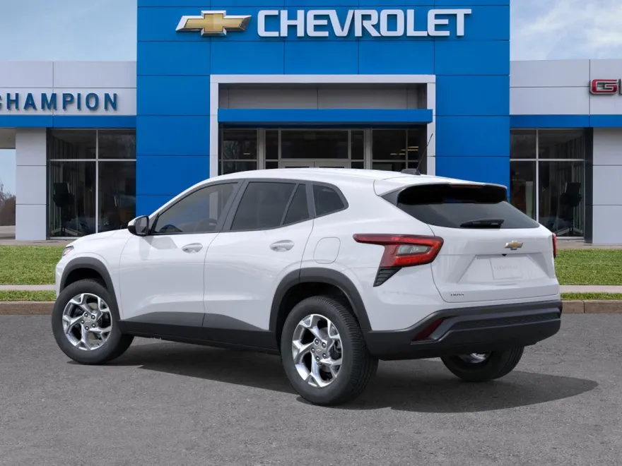 2026 Chevrolet Trax LS photo 1