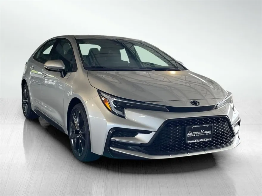 2025 Toyota Corolla SE photo 1