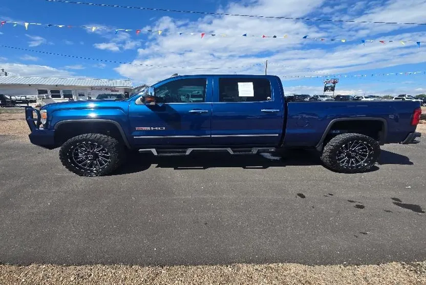 2016 Gmc Sierra SLT photo 1