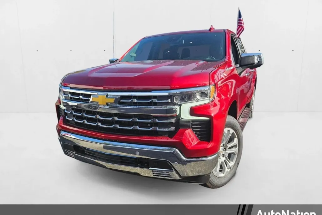 2025 Chevrolet Silverado 1500 LTZ photo 1