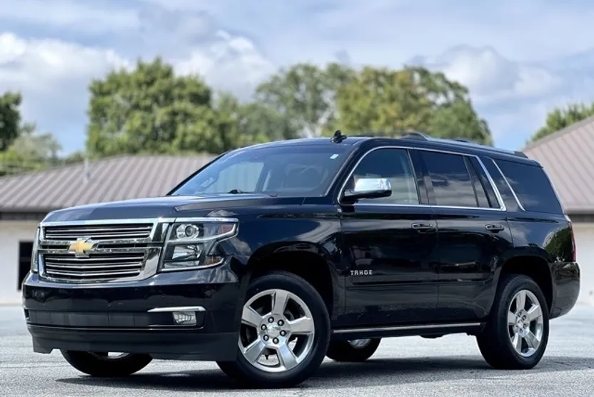 2019 Chevrolet Tahoe Premier photo 1