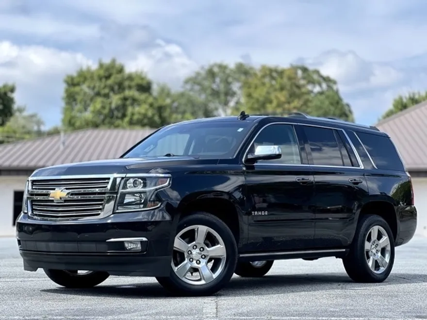 2019 Chevrolet Tahoe Premier photo 1