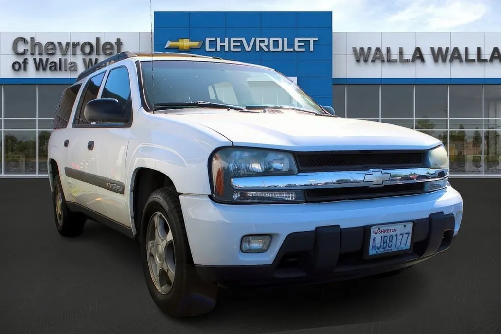 2004 Chevrolet Trailblazer LS photo 1