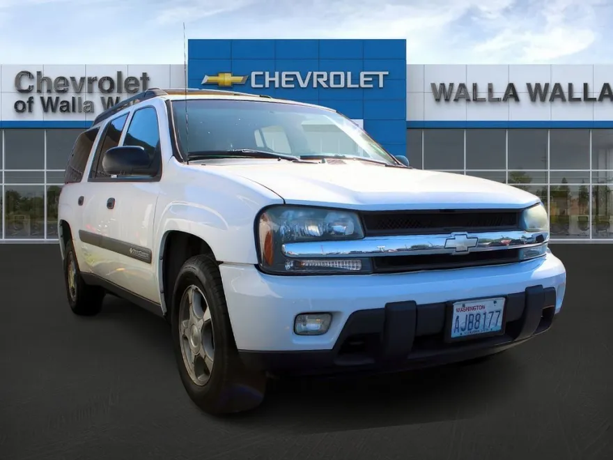 2004 Chevrolet Trailblazer LS photo 1